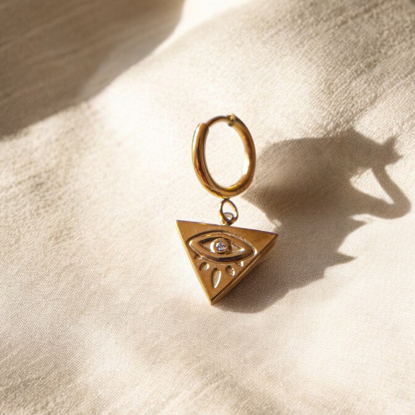 Occhio triangle oro