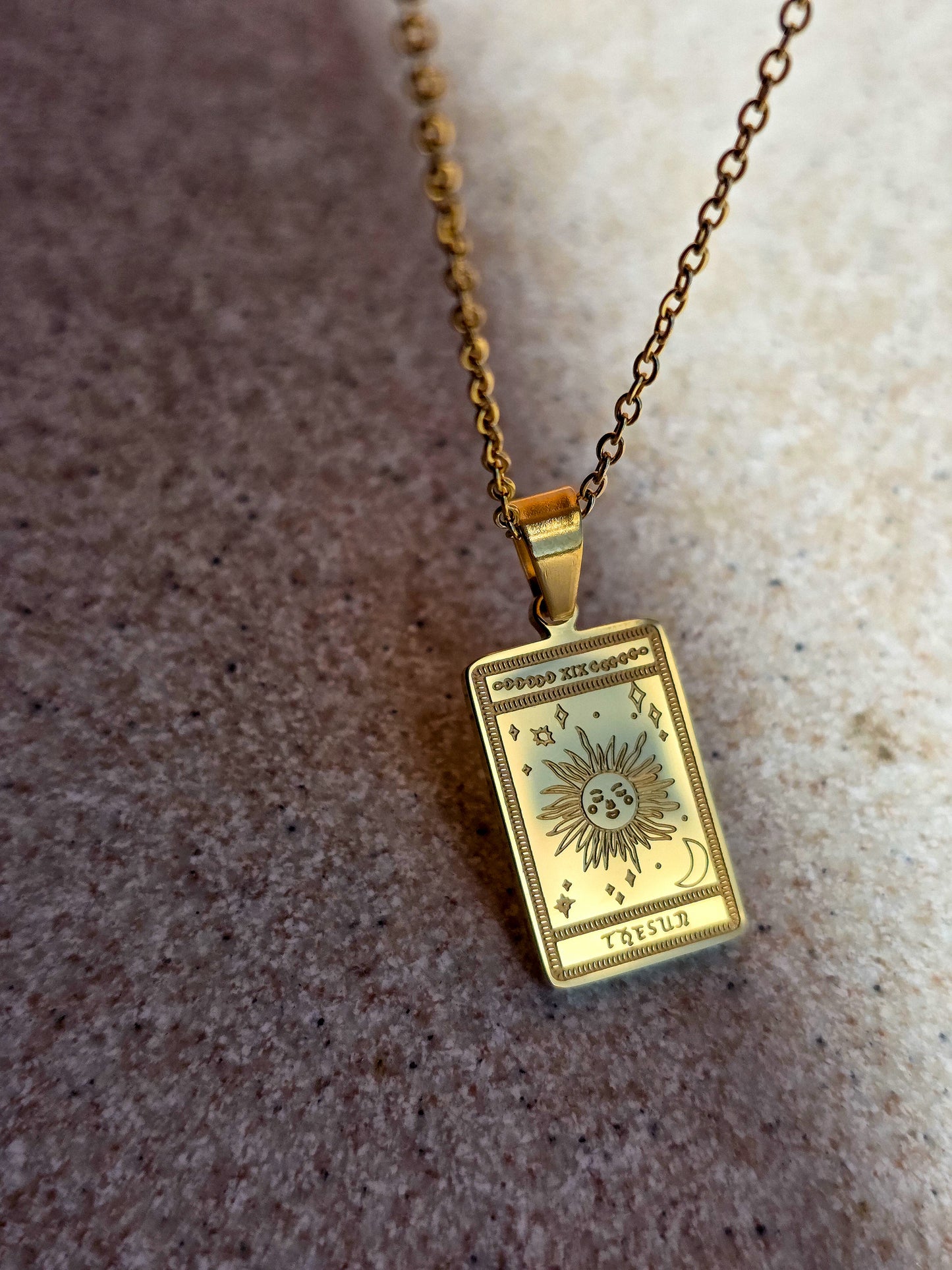 Tarot golden "The Sun"