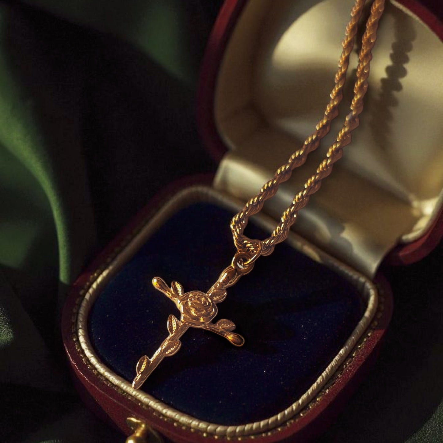 Girocollo Rosacrvx oro piccolo