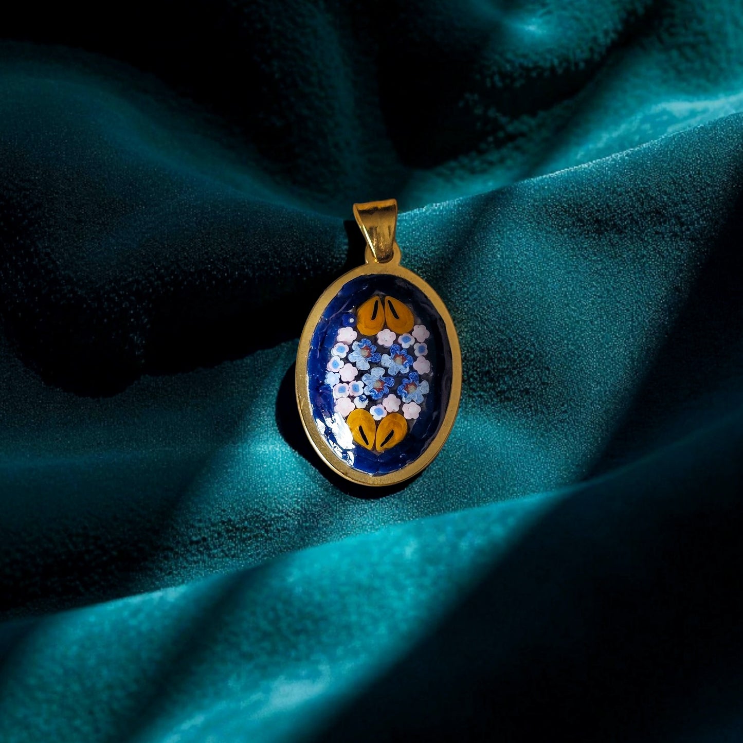 Ciondolino blu notte oro