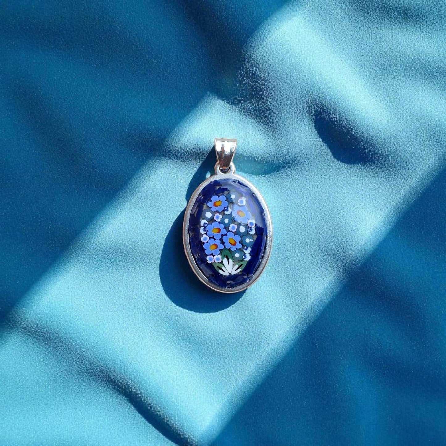 Ciondolino blu oltremare argento