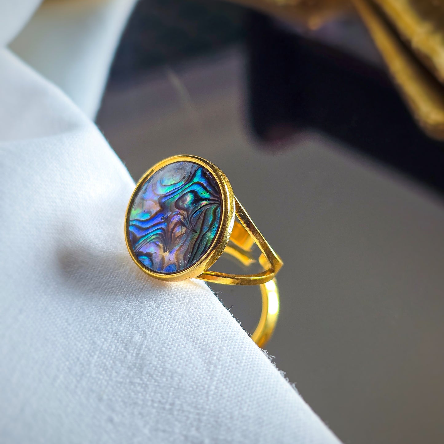 Anello Bernhardt