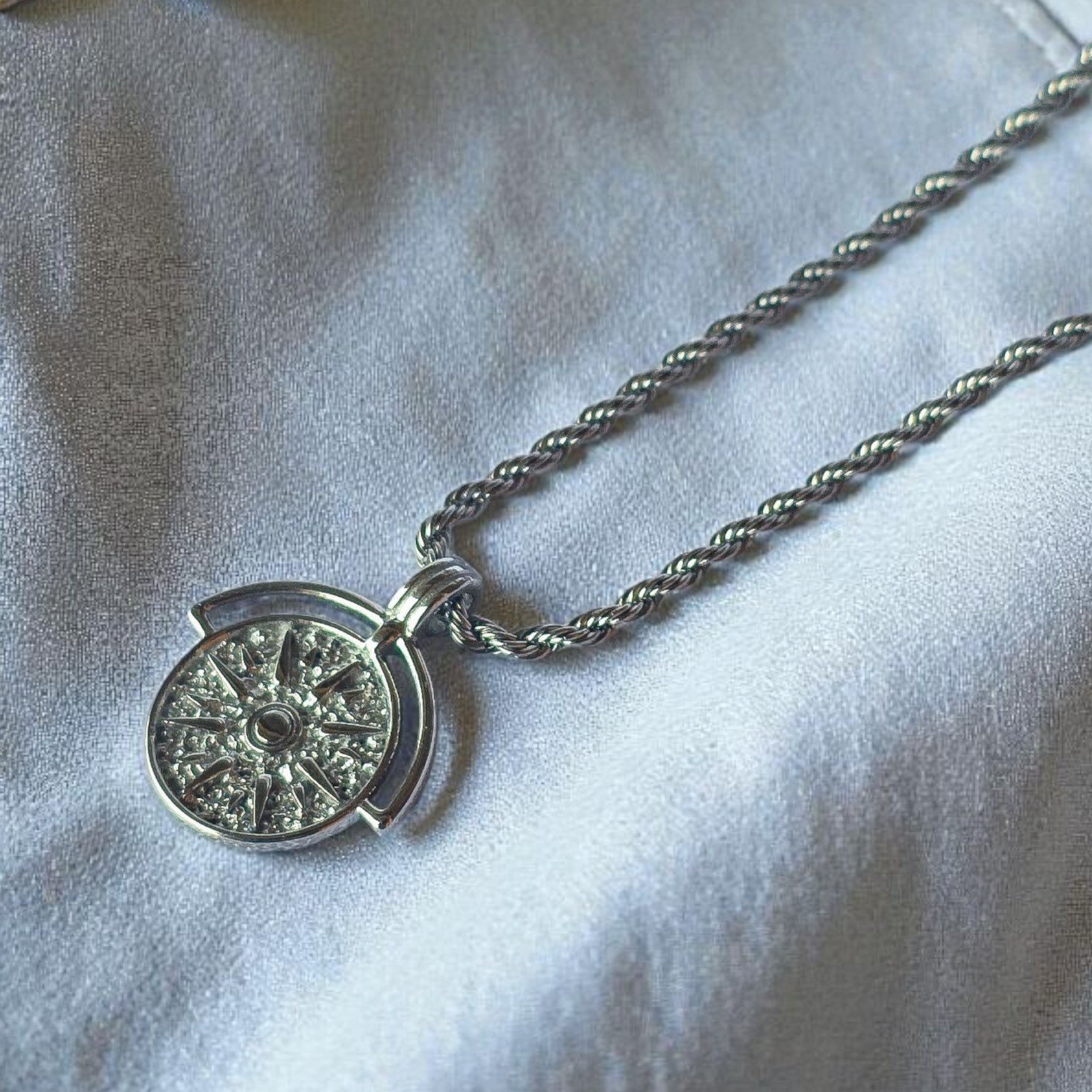 Girocollo Sole Numisma argento