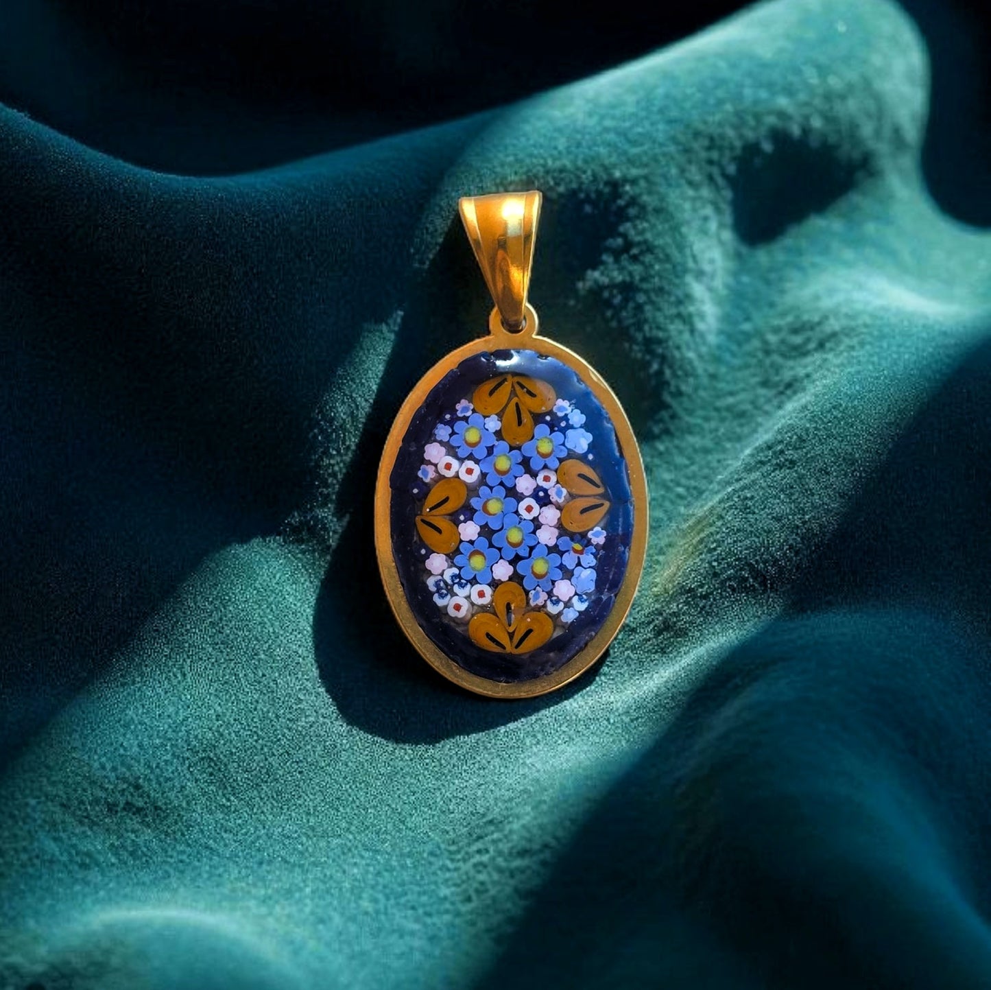 Ciondolo blu notte oro