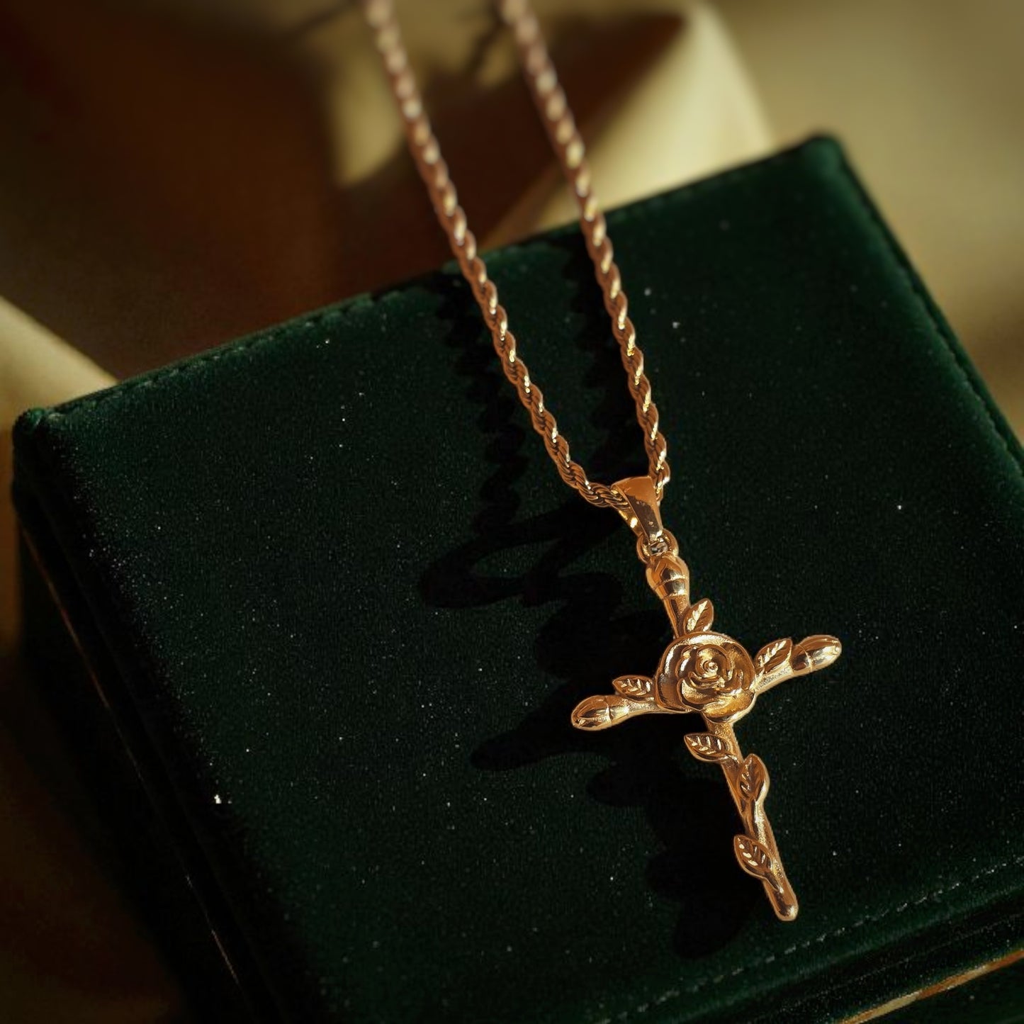 Girocollo Crvx oro - La rosa