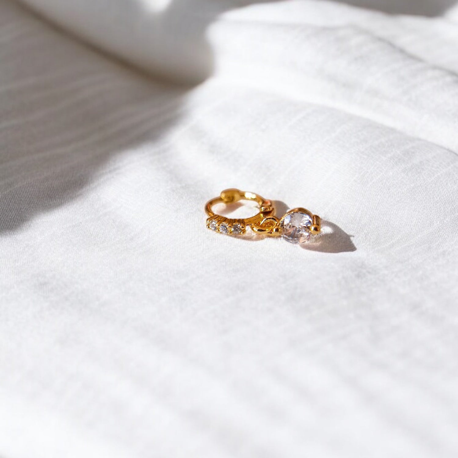 Charm punto luce swarovski