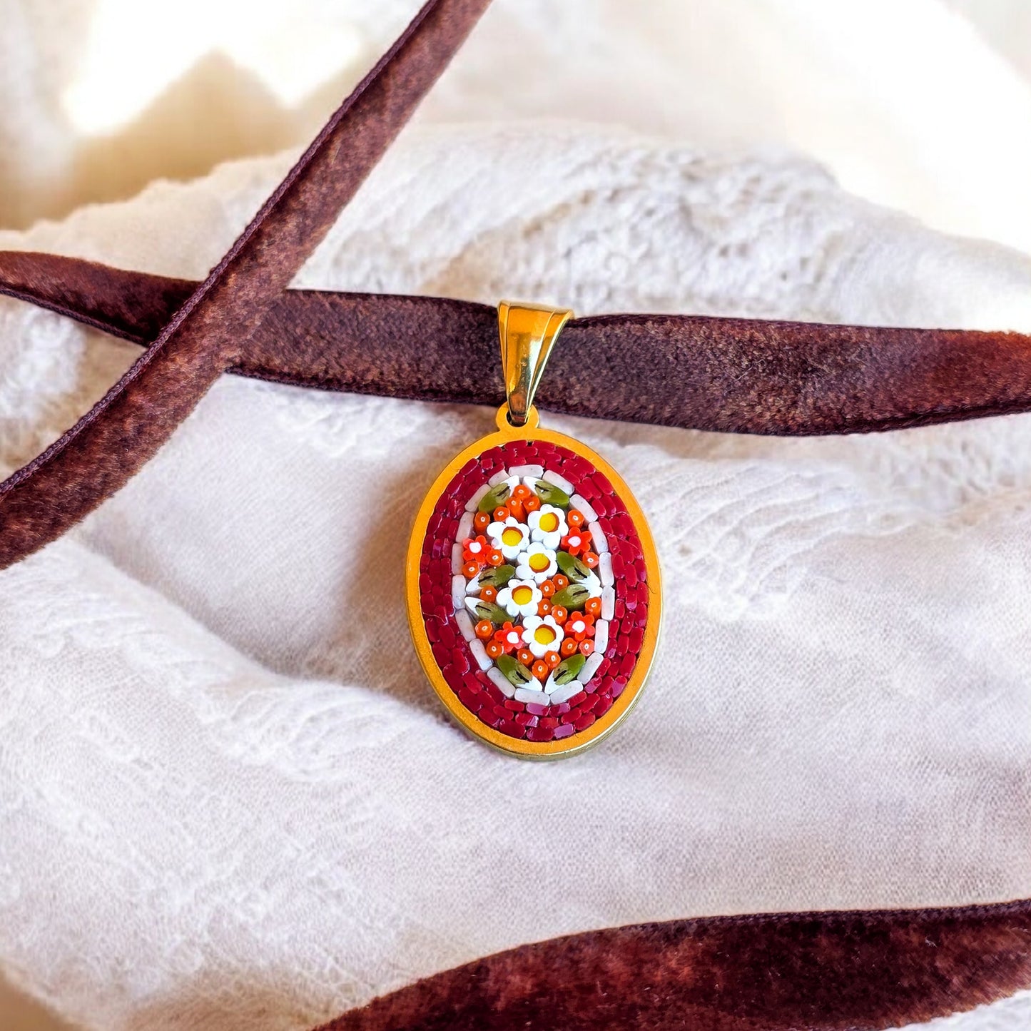 Ciondolo bordeaux oro