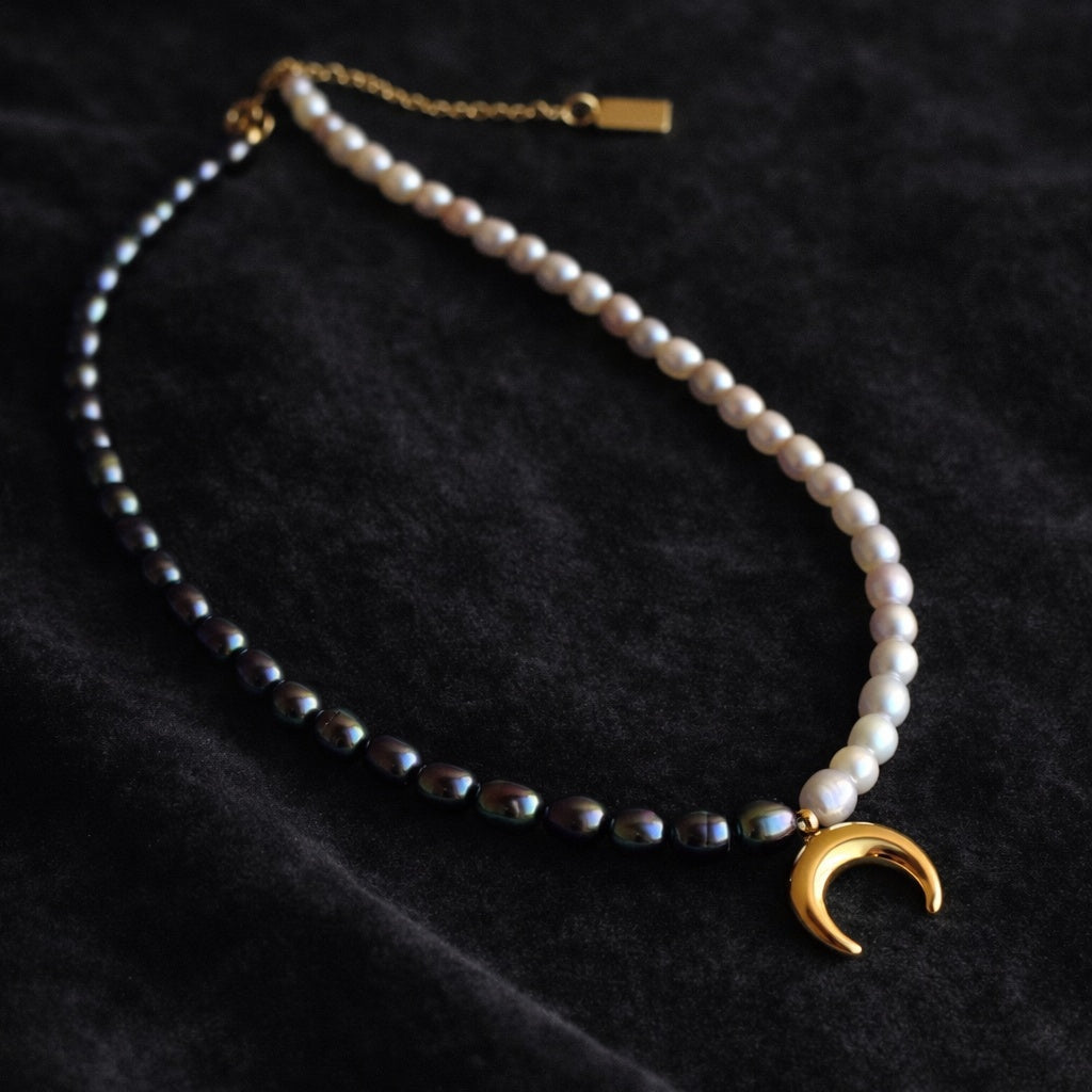 Girocollo Neruda Nox oro