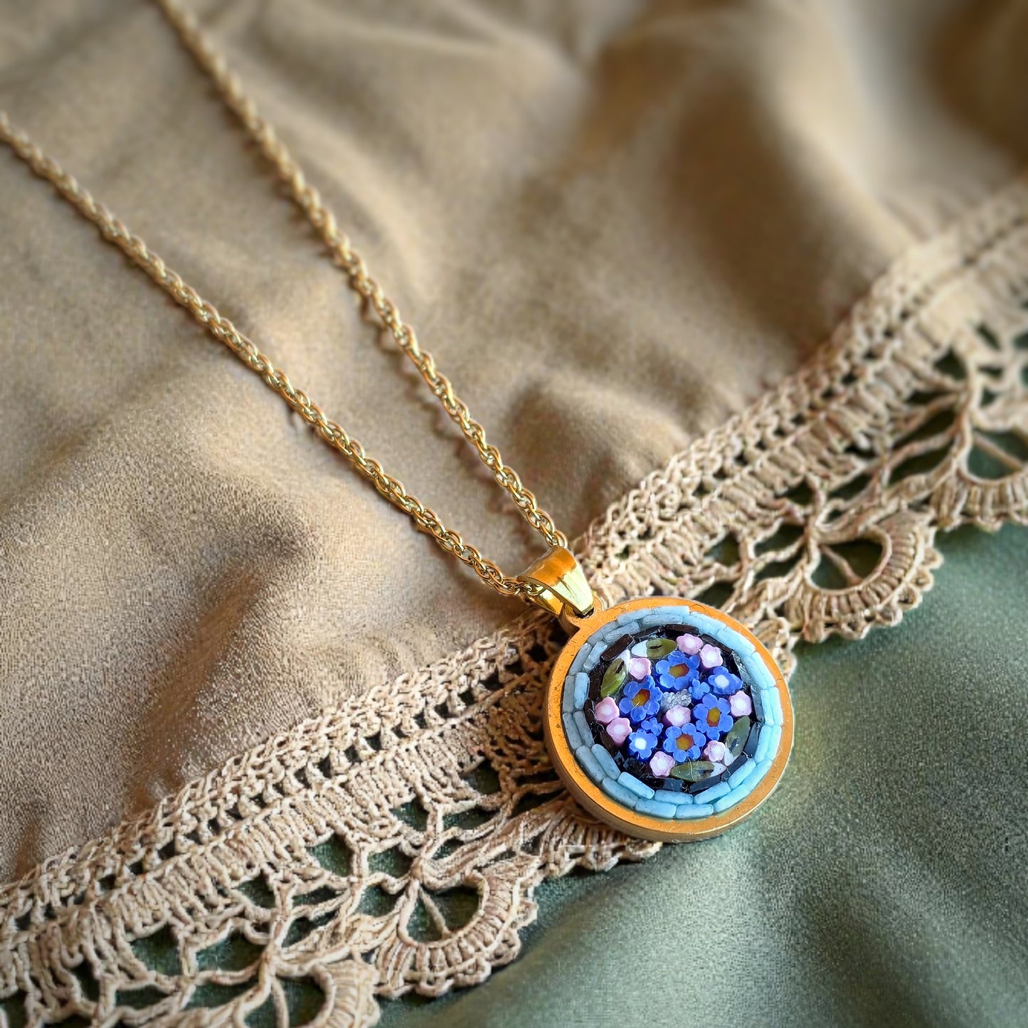 Ciondolino celeste oro