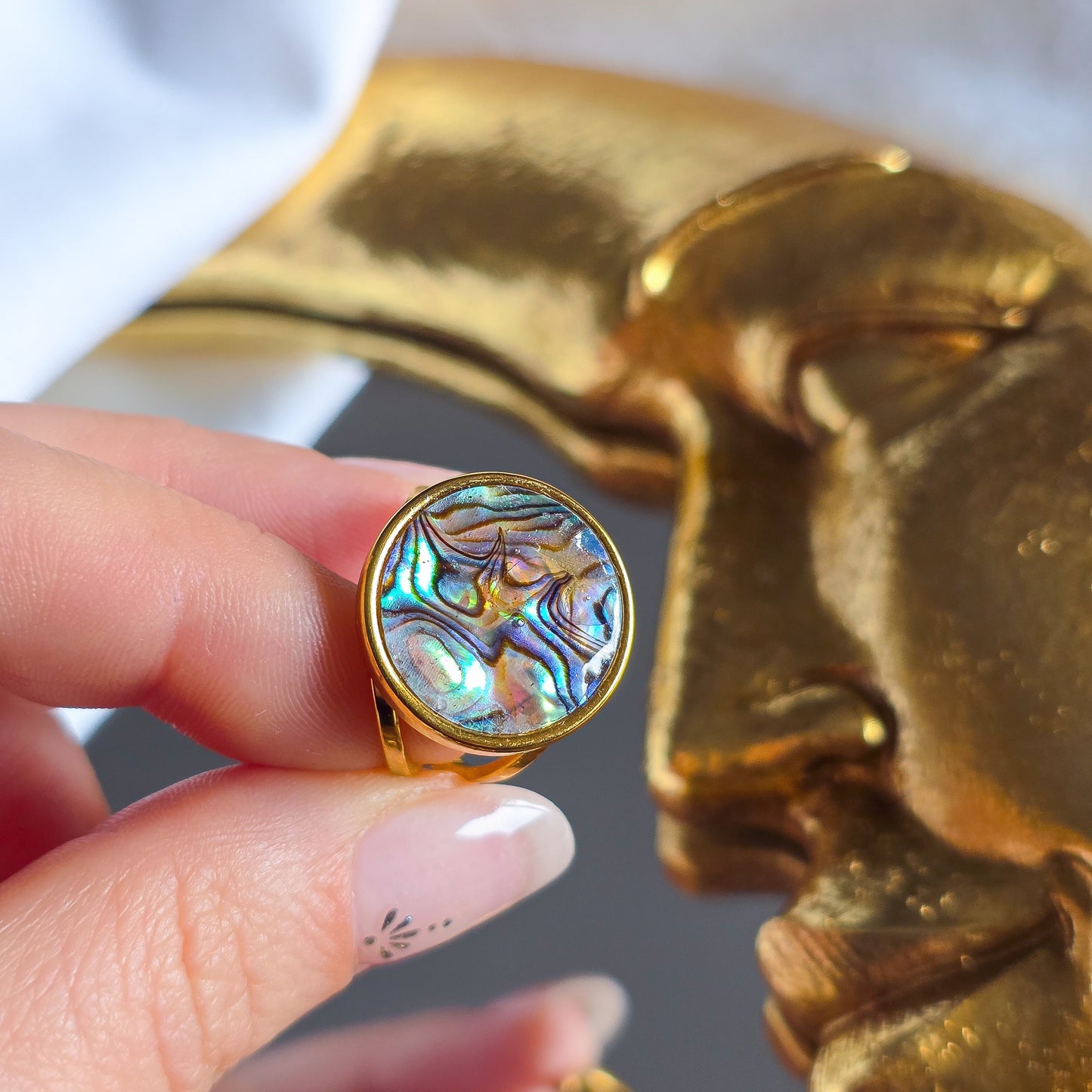 Anello Bernhardt