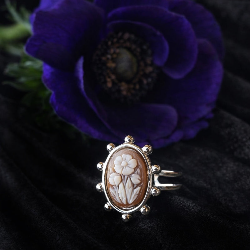 Fiori del male, IV - cammeo in argento