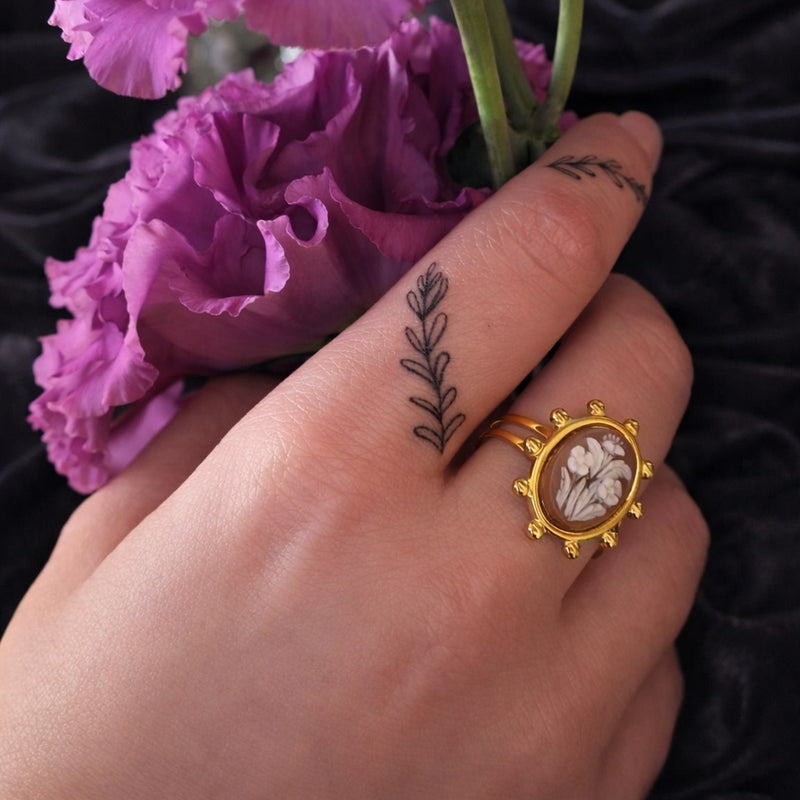 Fiori del male, I - cammeo in oro