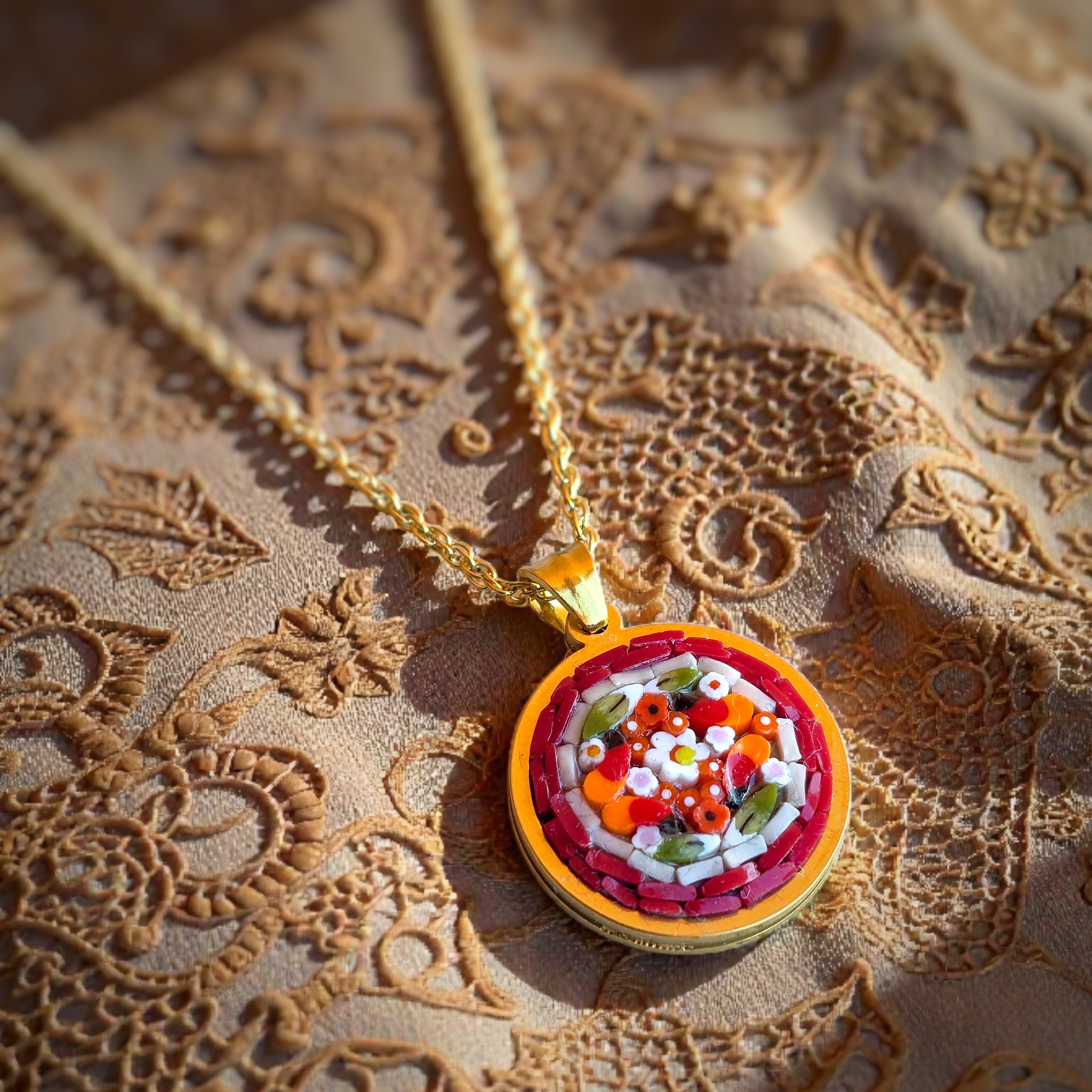 Ciondolino bordeaux oro