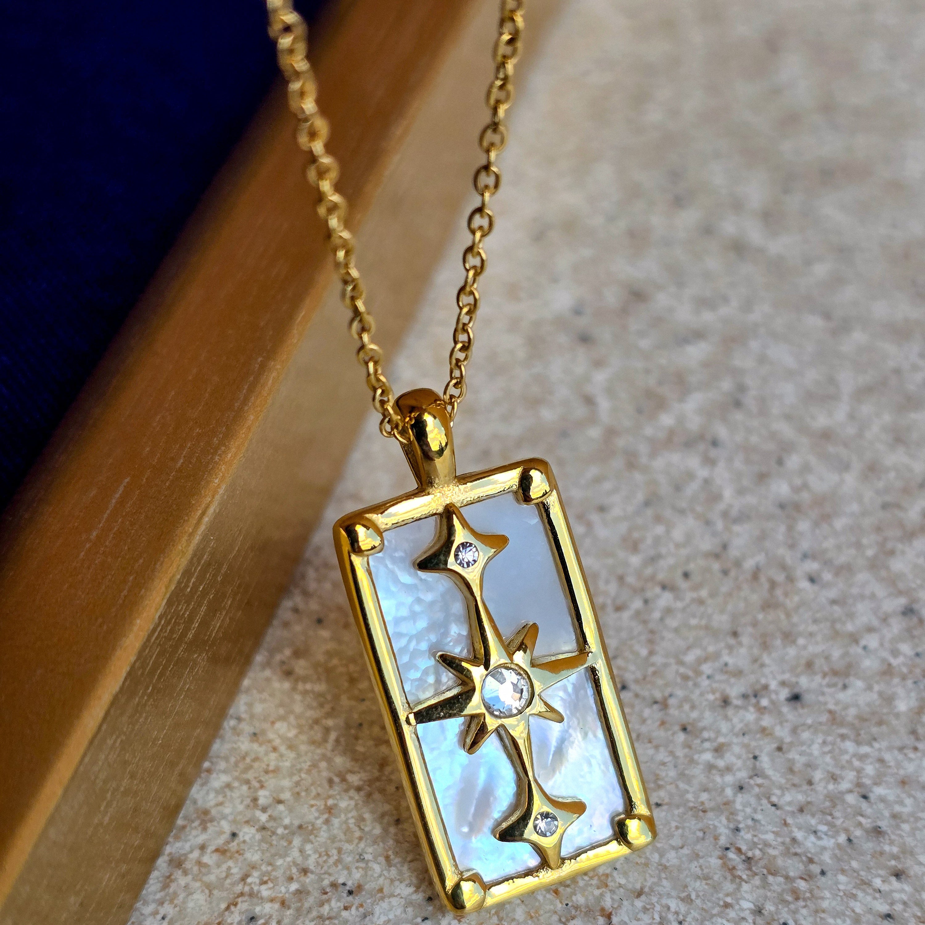 Girocollo Lucifer minimal stone